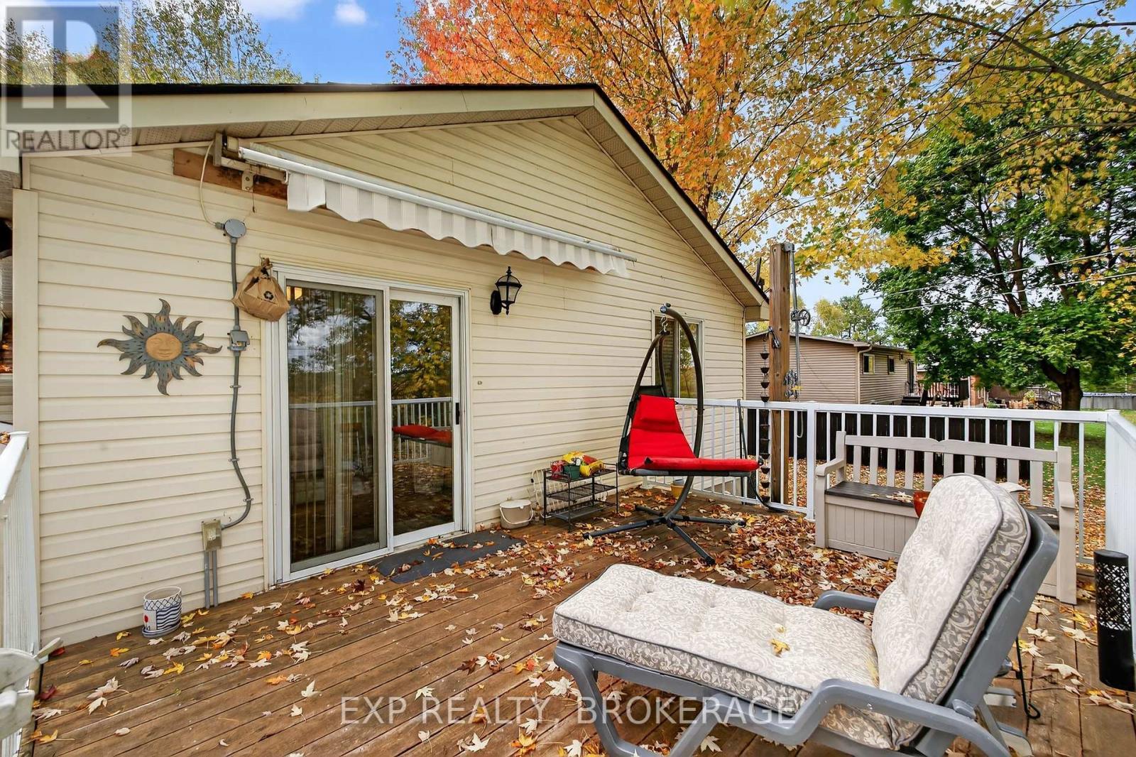 63 Southwood Crescent, Greater Napanee (Greater Napanee), ON - Outdoor With Deck Patio Veranda With Exterior