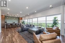 13th floor amenity room -