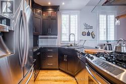 4 stainless appliances -