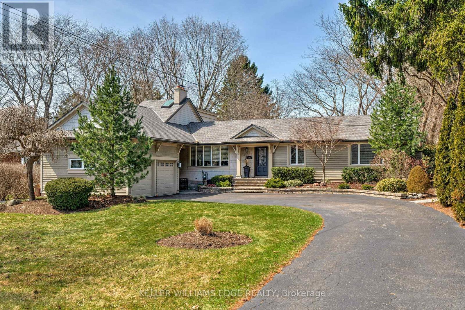 4391 Lakeshore Road, Burlington, ON - Outdoor With Facade