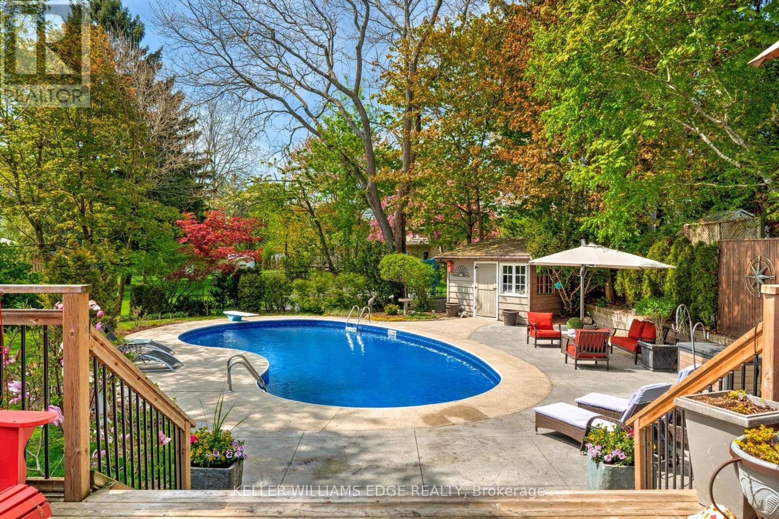 4391 Lakeshore Road, Burlington, ON - Outdoor With In Ground Pool With Deck Patio Veranda With Backyard