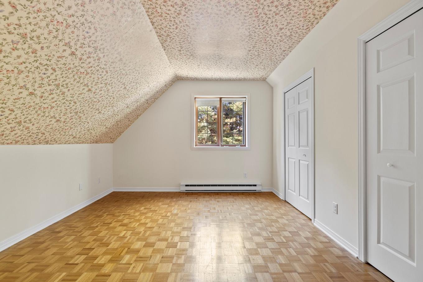 Bedroom - 3070 Ch. Ste-Angélique, Saint-Lazare, QC - Indoor Photo Showing Other Room