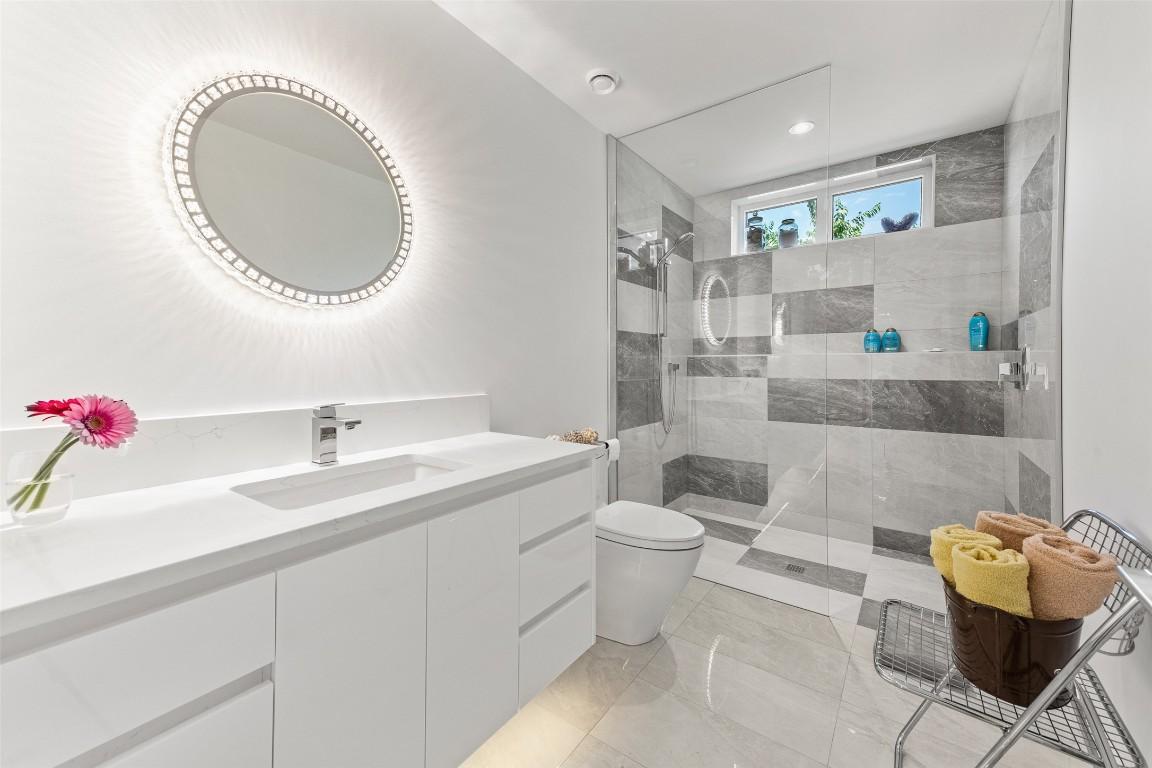 2805 Aikins Loop, Naramata, BC