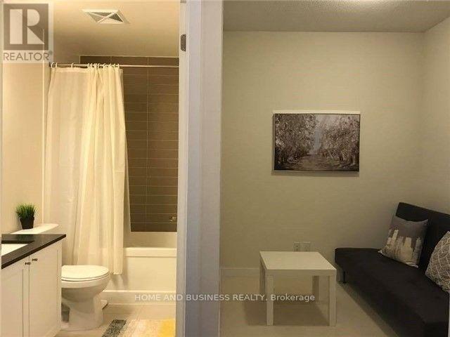 1505 - 510 Curran Place, Mississauga, ON - Indoor Photo Showing Bathroom