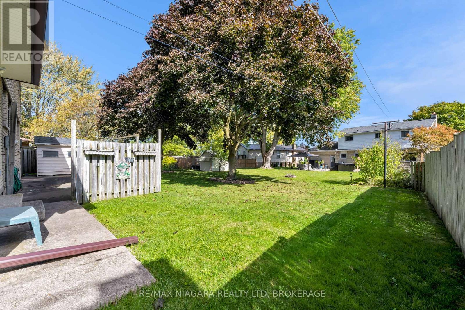 21 Donlea Drive, Port Colborne (Main Street), ON - Outdoor