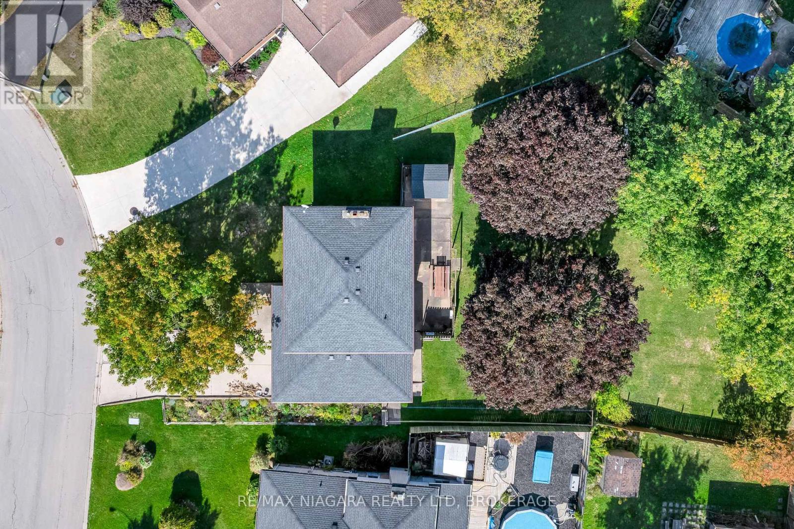 21 Donlea Drive, Port Colborne (Main Street), ON - Outdoor