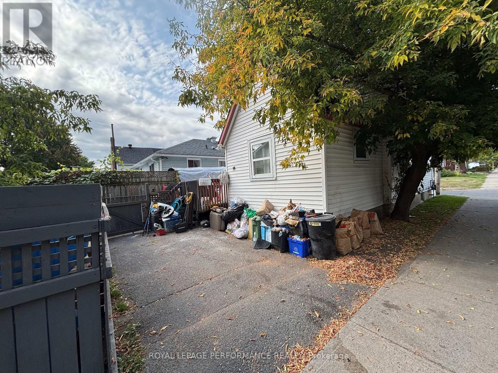 345 Gloucester St N Street N, Cornwall, ON - Outdoor