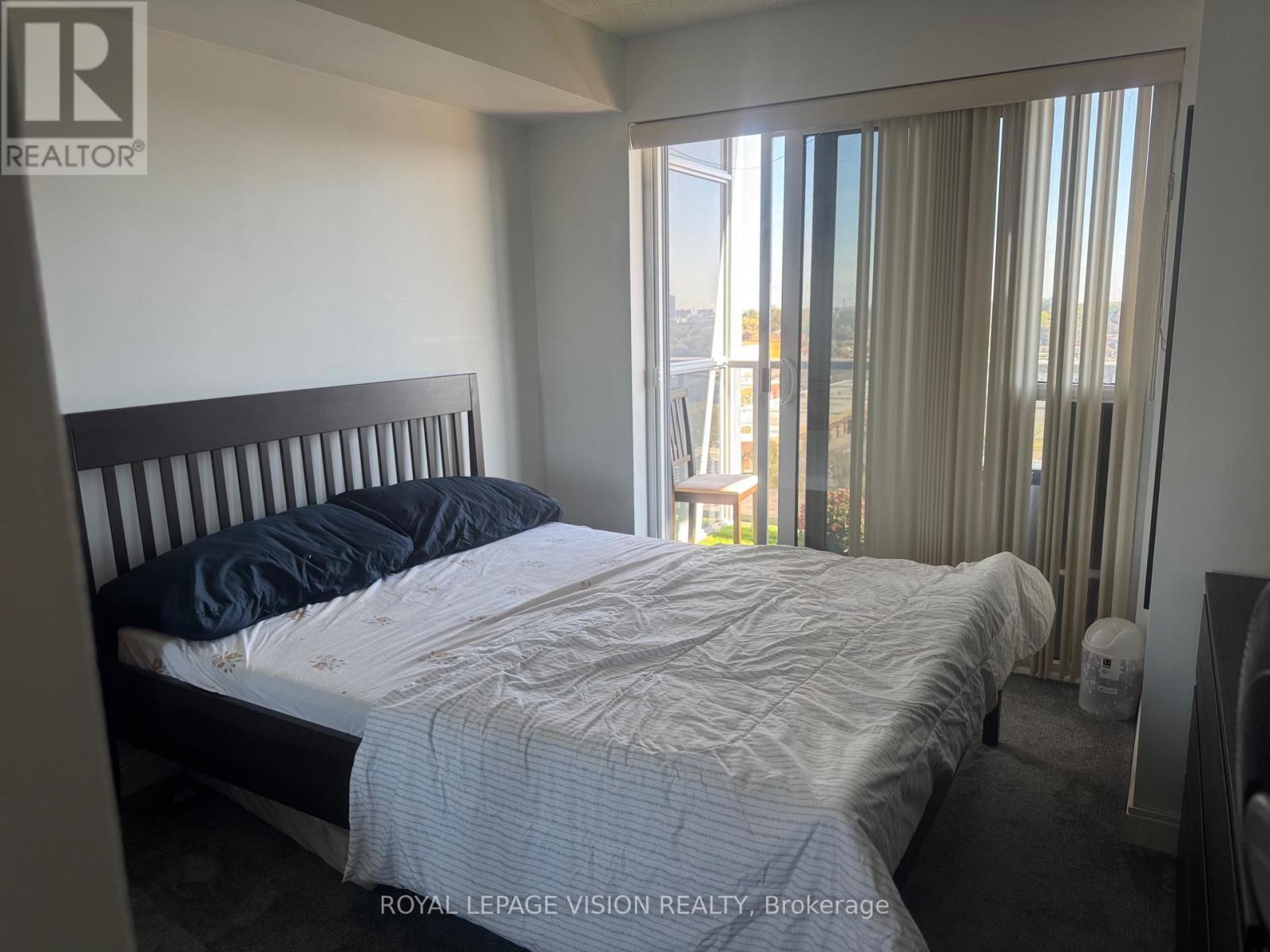 1109 - 151 Village Green Square, Toronto, ON - Indoor Photo Showing Bedroom