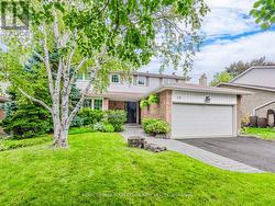 10 BANQUO ROAD Markham, ON L3T 3H1