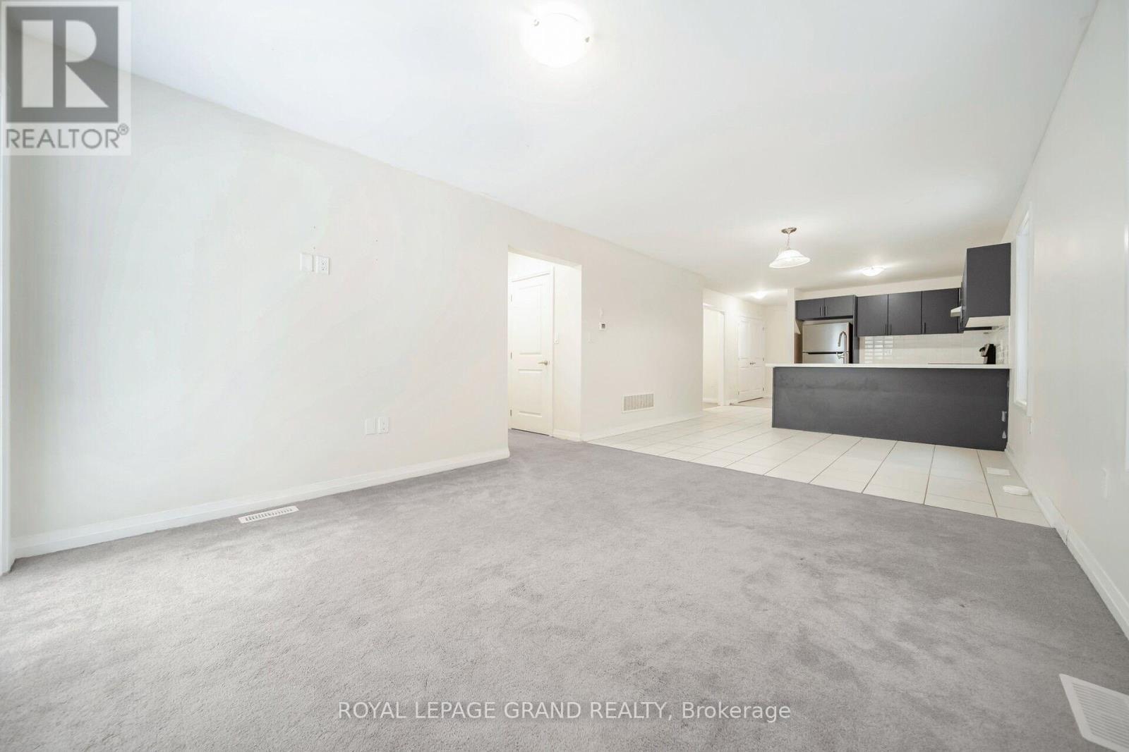 16 Revol Road, Penetanguishene, ON - Indoor Photo Showing Other Room