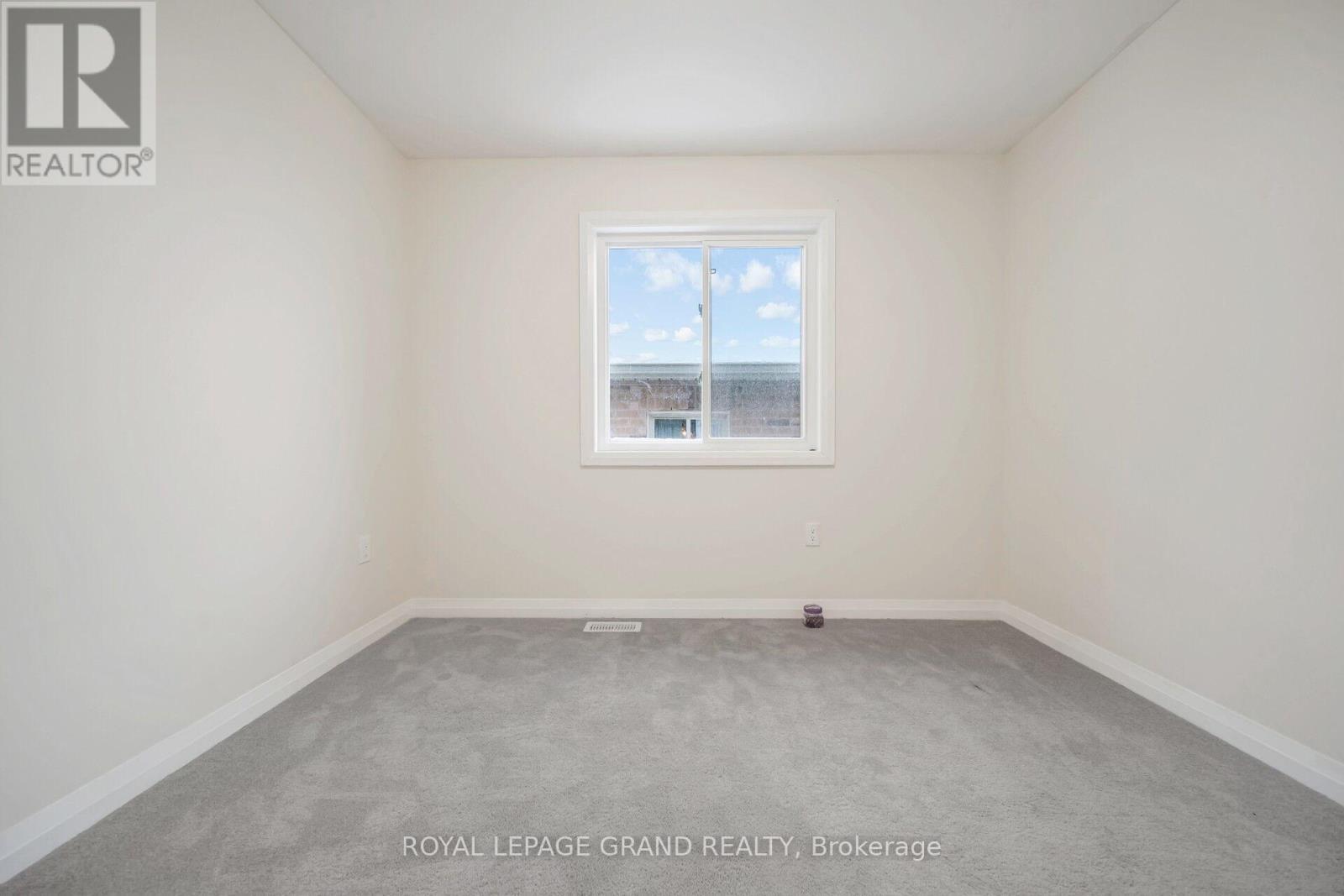 16 Revol Road, Penetanguishene, ON - Indoor Photo Showing Other Room