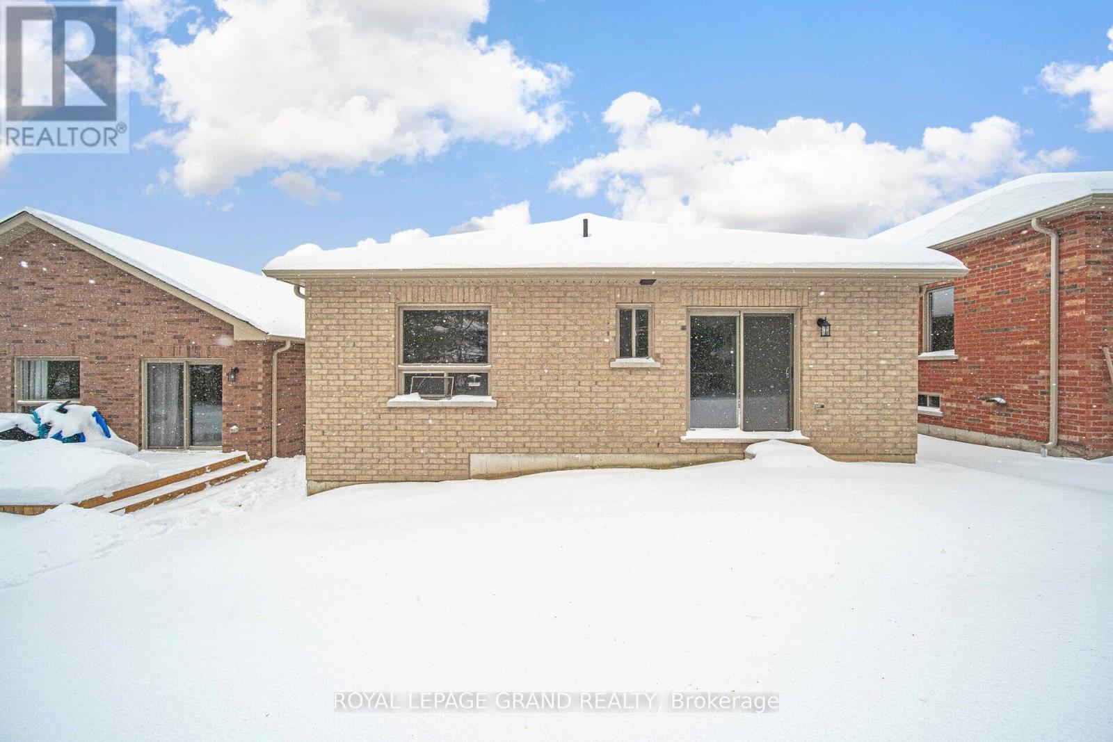 16 Revol Road, Penetanguishene, ON - Outdoor