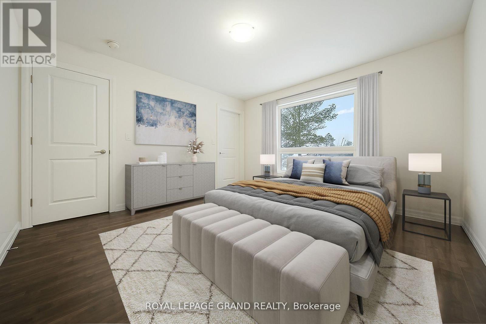 16 Revol Road, Penetanguishene, ON - Indoor Photo Showing Bedroom