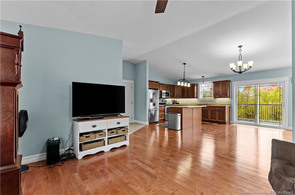 31 Lyman St, Burton, NB