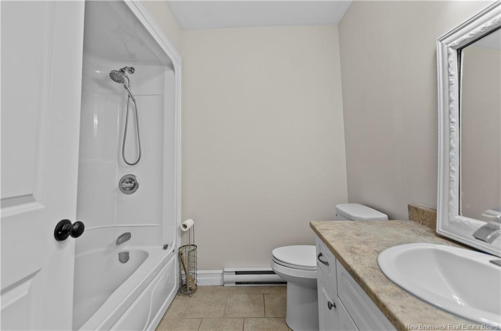 31 Lyman St, Burton, NB