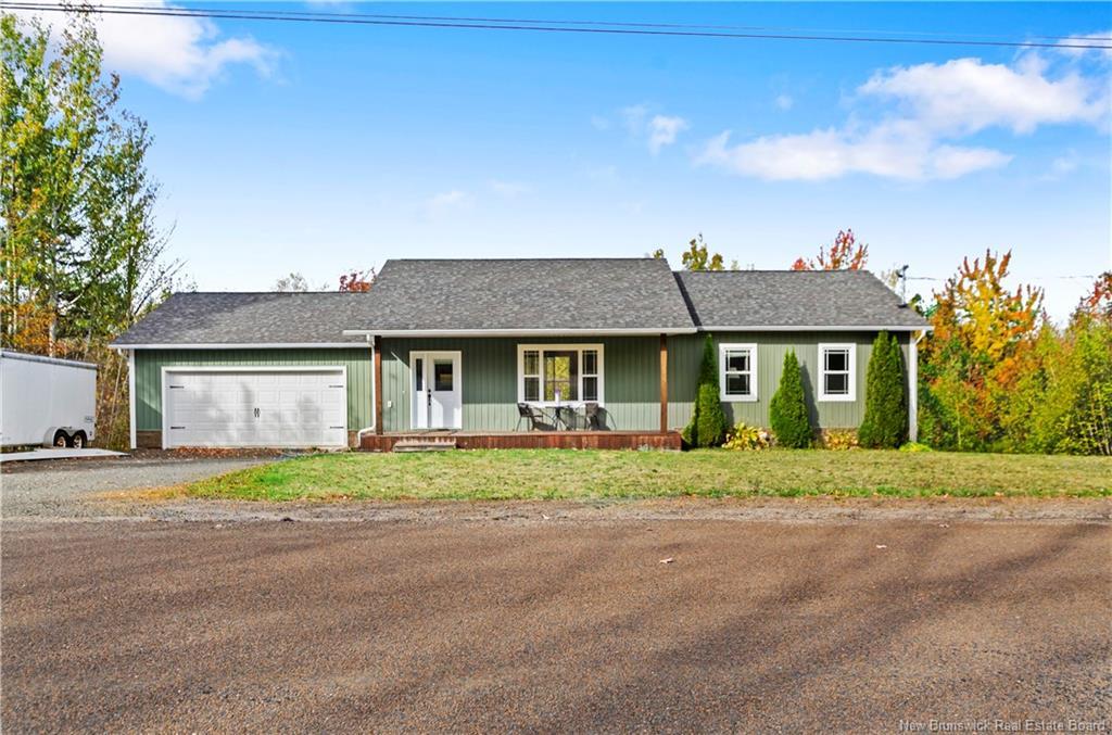 31 Lyman St, Burton, NB