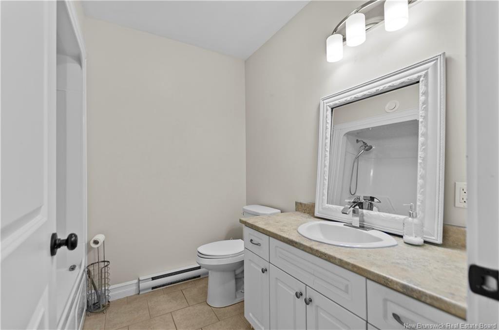 31 Lyman St, Burton, NB