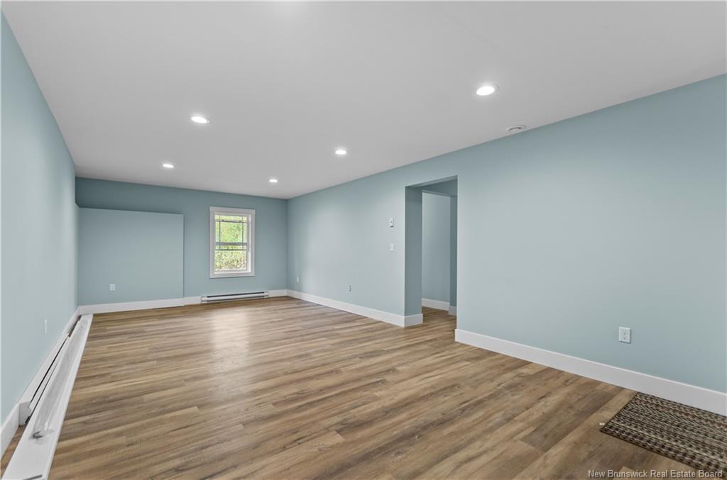 31 Lyman St, Burton, NB