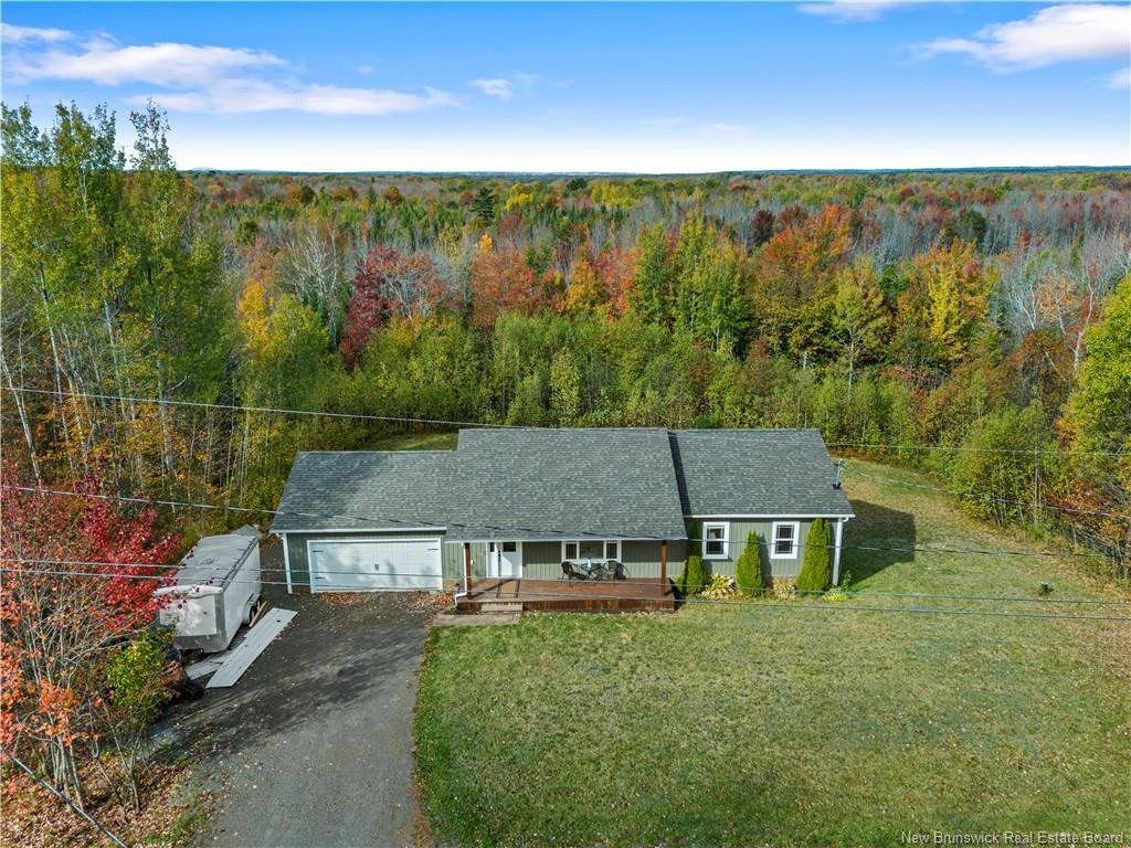 31 Lyman St, Burton, NB