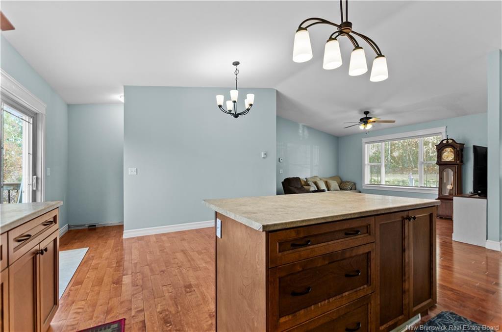 31 Lyman St, Burton, NB