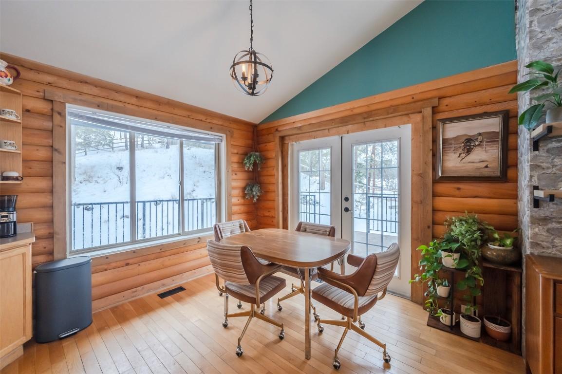 105 Saddlehorn Drive, Kaleden, BC - Indoor Photo Showing Dining Room