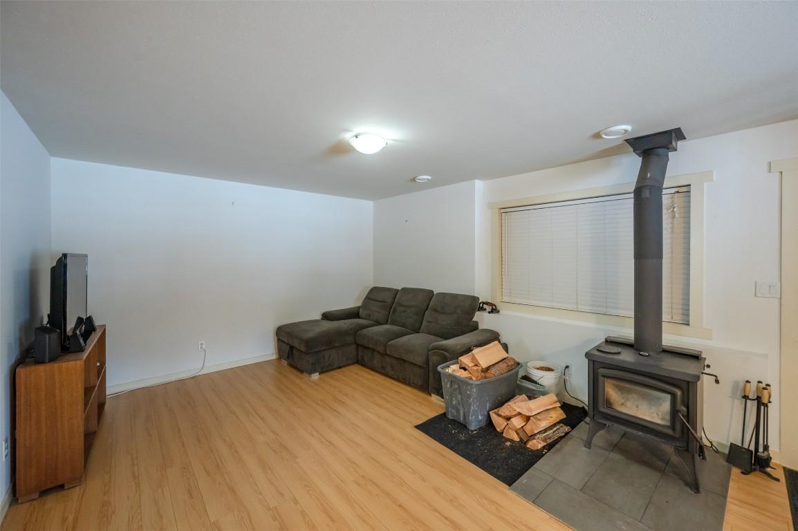 105 Saddlehorn Drive, Kaleden, BC - Indoor With Fireplace