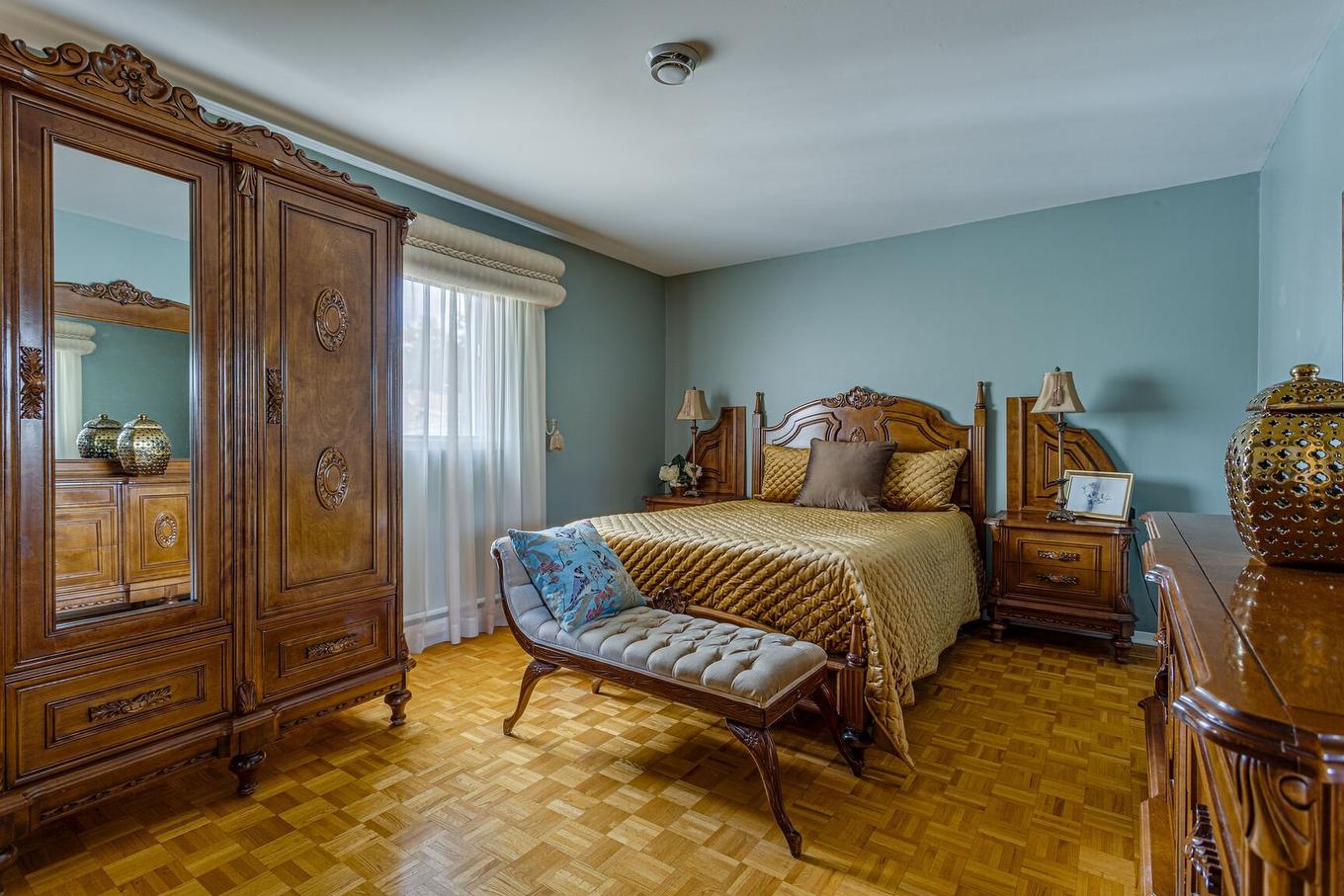 Chambre à coucher principale - 9021 Av. Choppin, Montréal (Anjou), QC - Indoor Photo Showing Bedroom