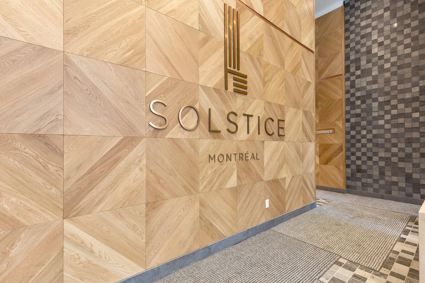 Hall - 2205-1020 Rue De La Montagne, Montréal (Ville-Marie), QC - Indoor