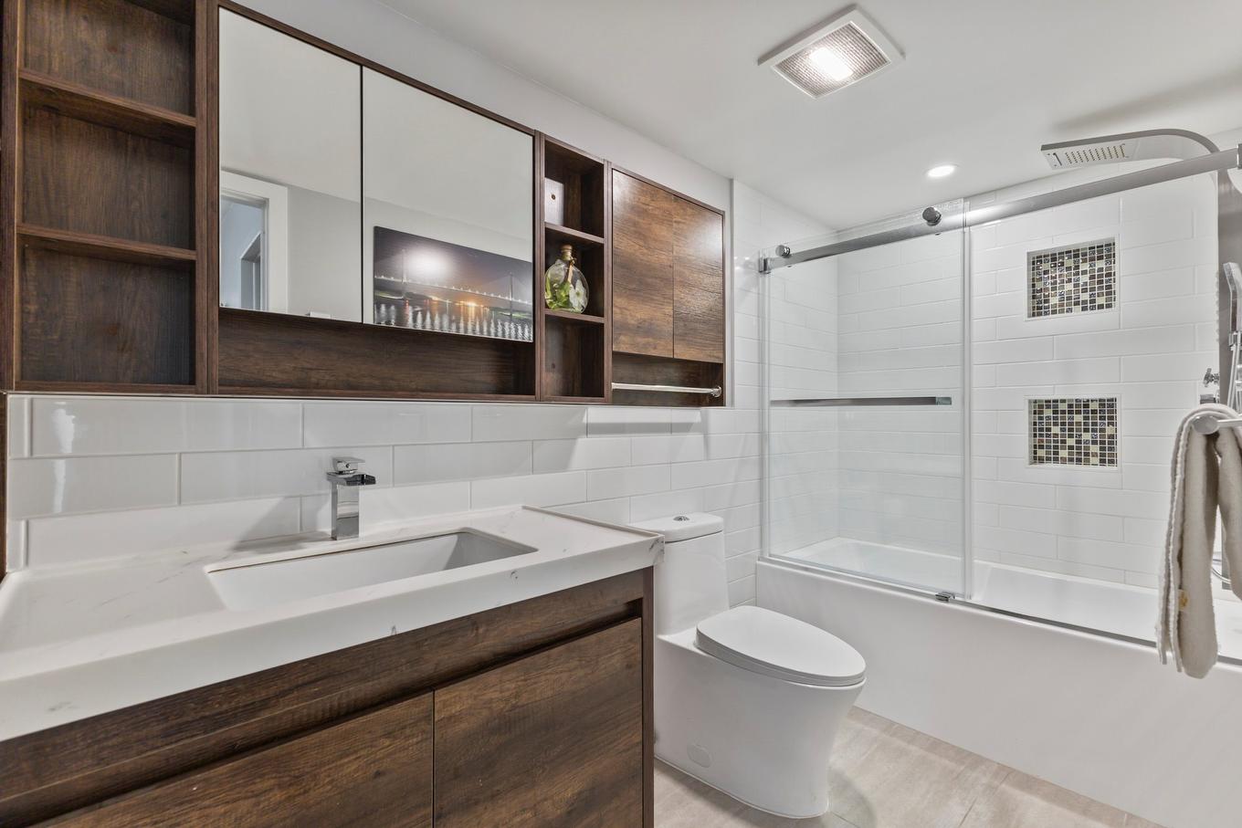 Salle de bains - 5554 Place De Jumonville, Montréal (Rosemont/La Petite-Patrie), QC - Indoor Photo Showing Bathroom