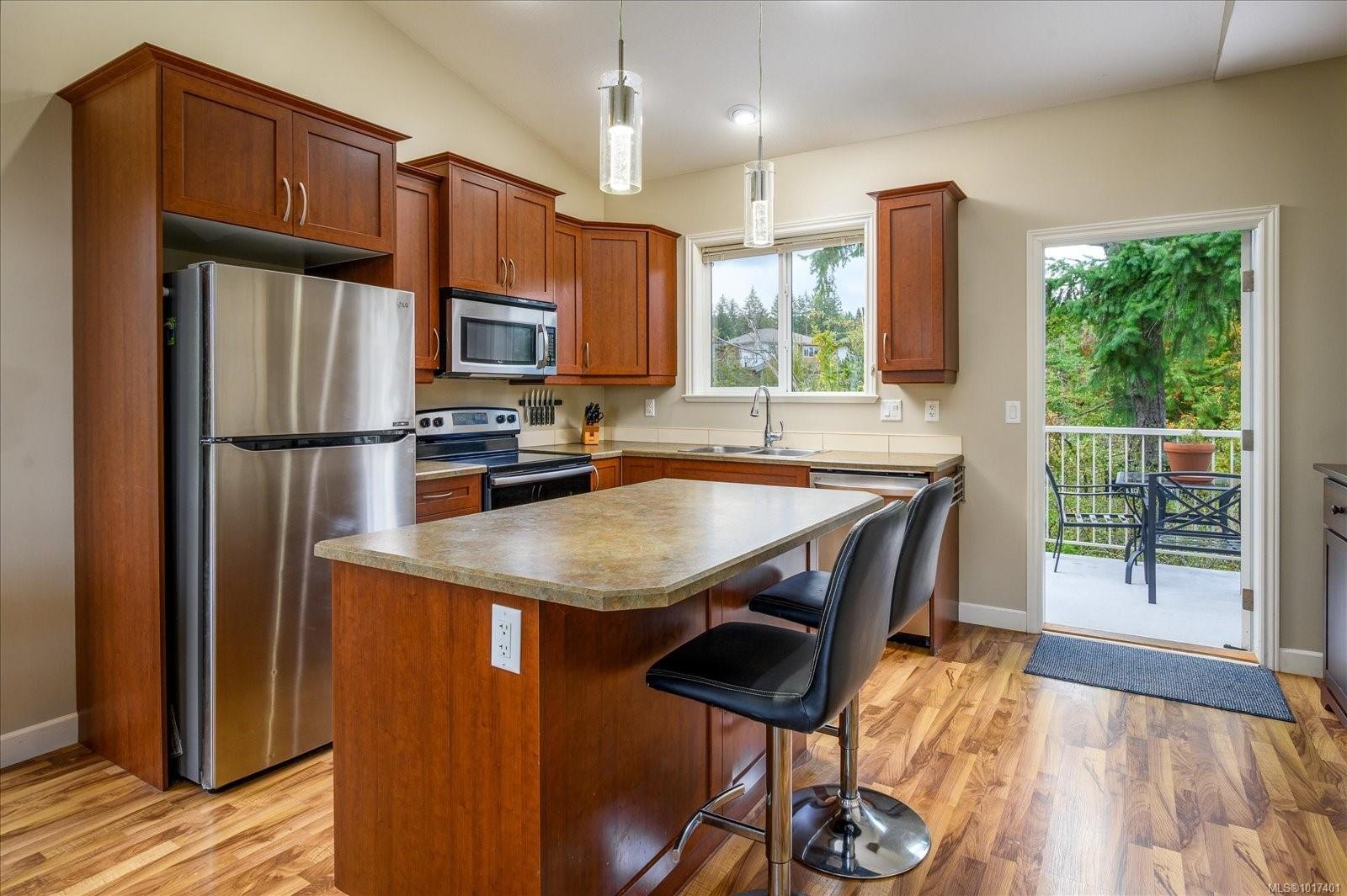 110-839 Varsity Way, Nanaimo, BC