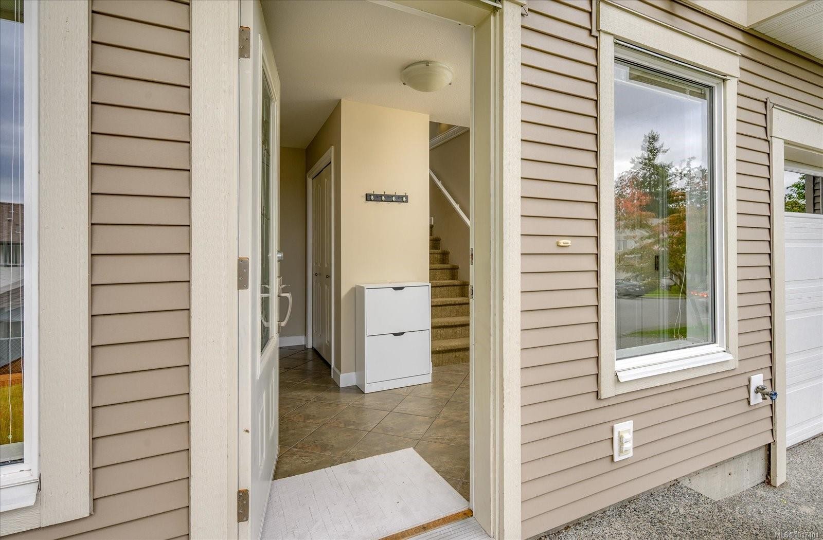 110-839 Varsity Way, Nanaimo, BC