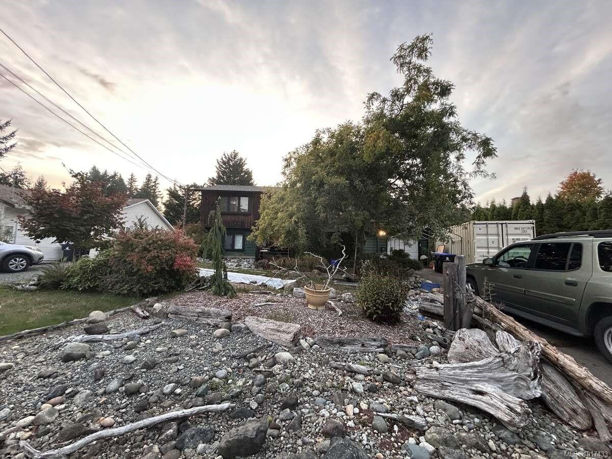 347 Pritchard Rd, Comox, BC