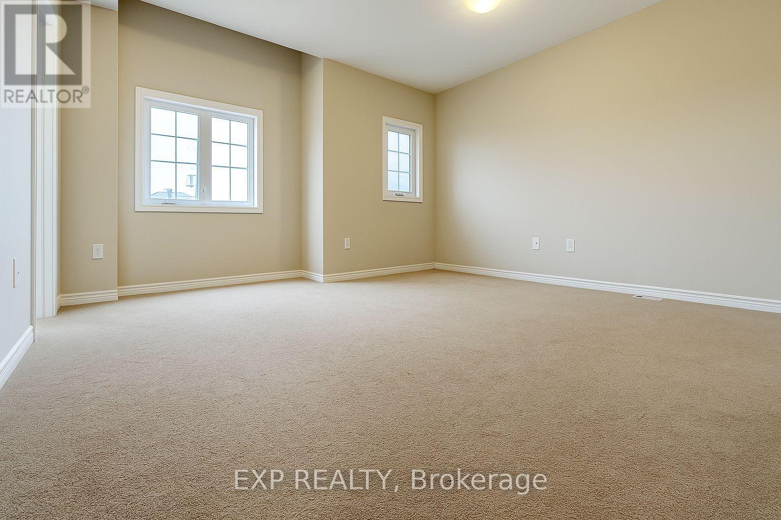 B6 - 6 Upper Mercer Street E, Kitchener, ON - Indoor Photo Showing Other Room