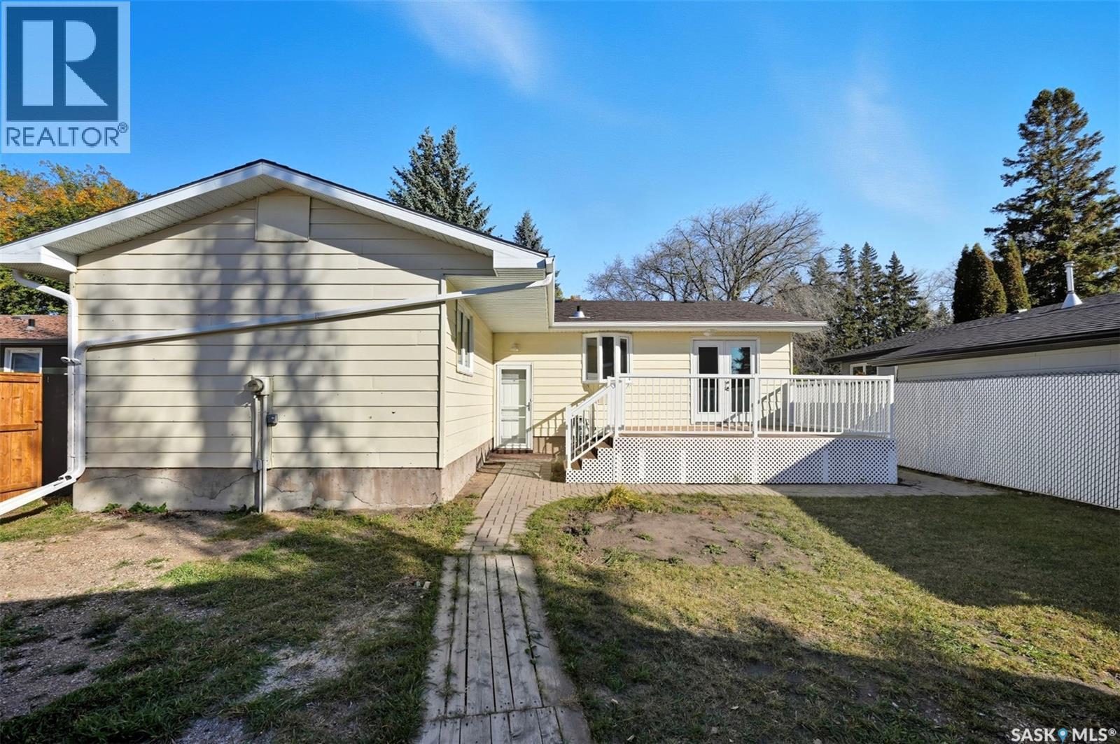 1317 Elevator Road, Saskatoon, SK - Outdoor With Deck Patio Veranda