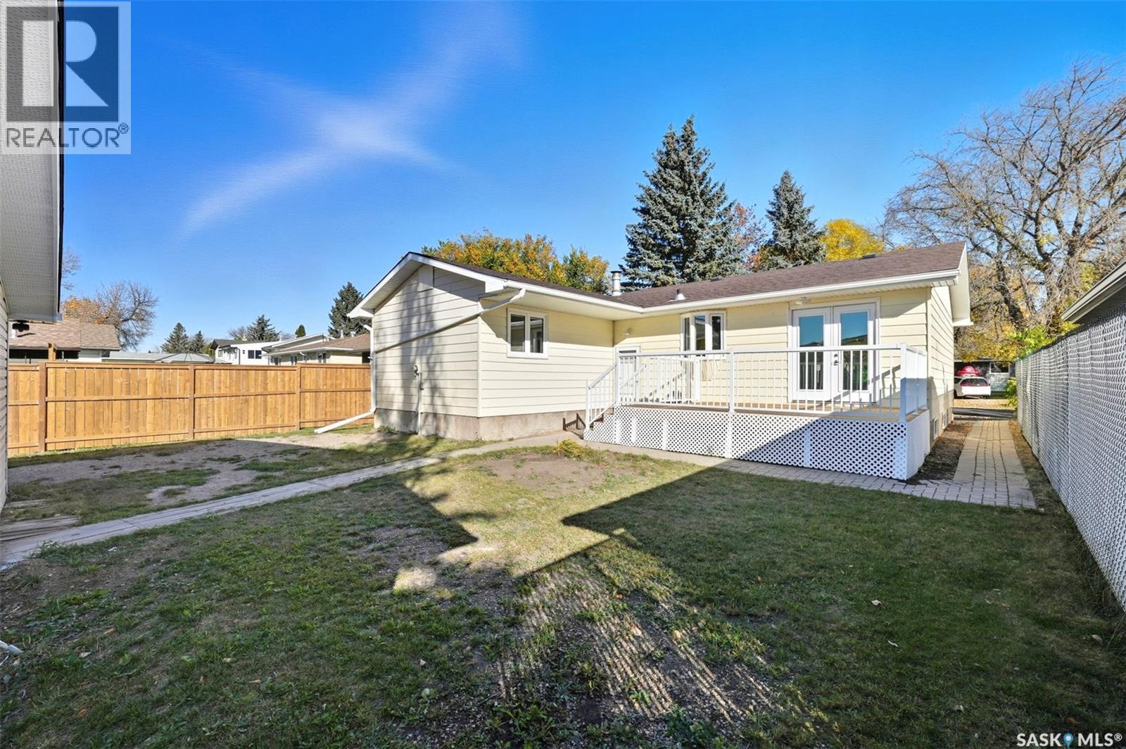 1317 Elevator Road, Saskatoon, SK - Outdoor With Deck Patio Veranda