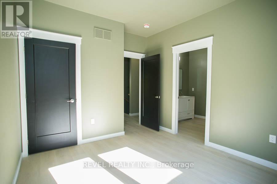 7 Scott Drive, Norfolk, ON - Indoor