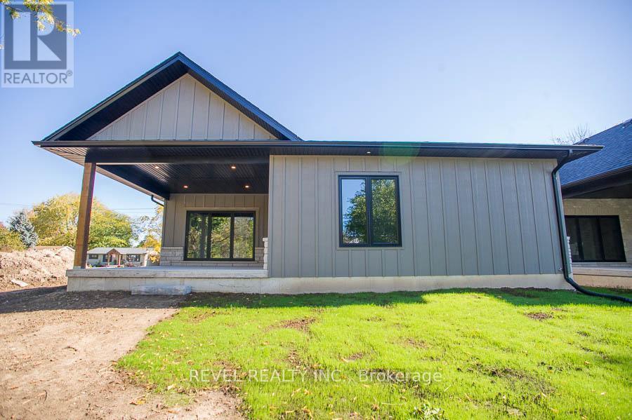 7 Scott Drive, Norfolk, ON - Outdoor