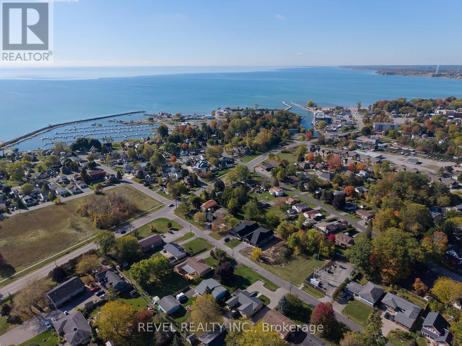 7 Scott Drive, Norfolk, ON - Outdoor With Body Of Water With View