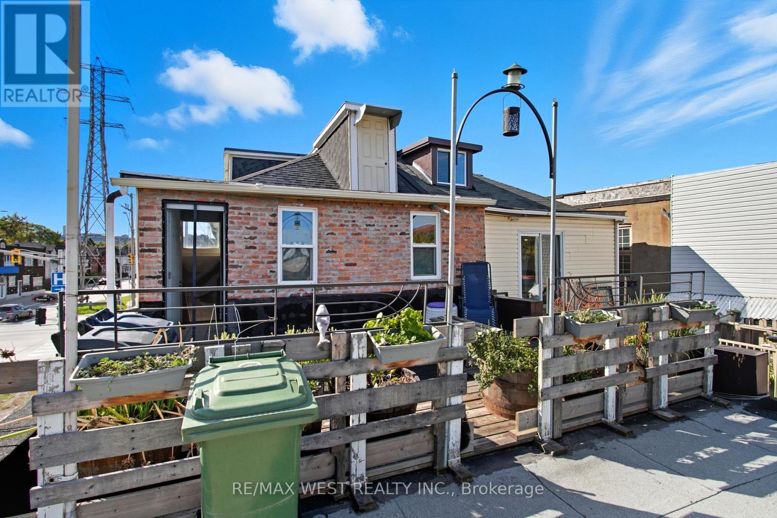 Balcony - 597 Barton Street E, Hamilton, ON