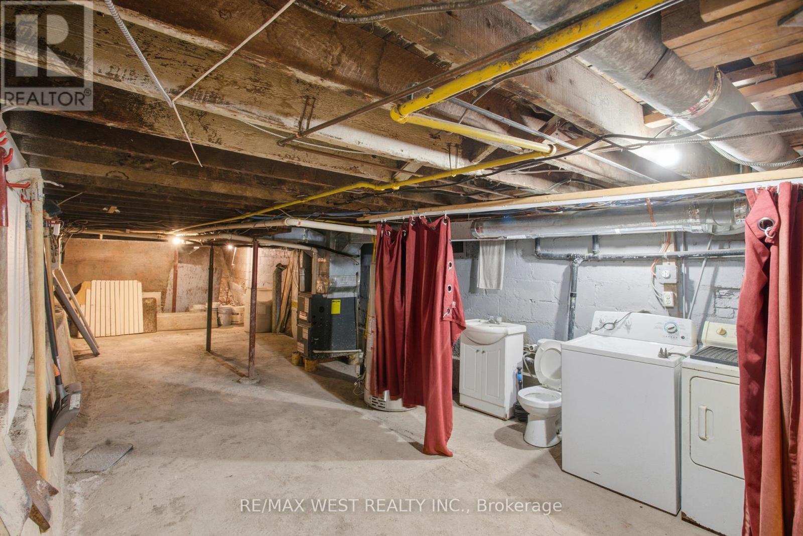 Basement - 597 Barton Street E, Hamilton, ON