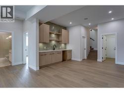 This is right side unit -