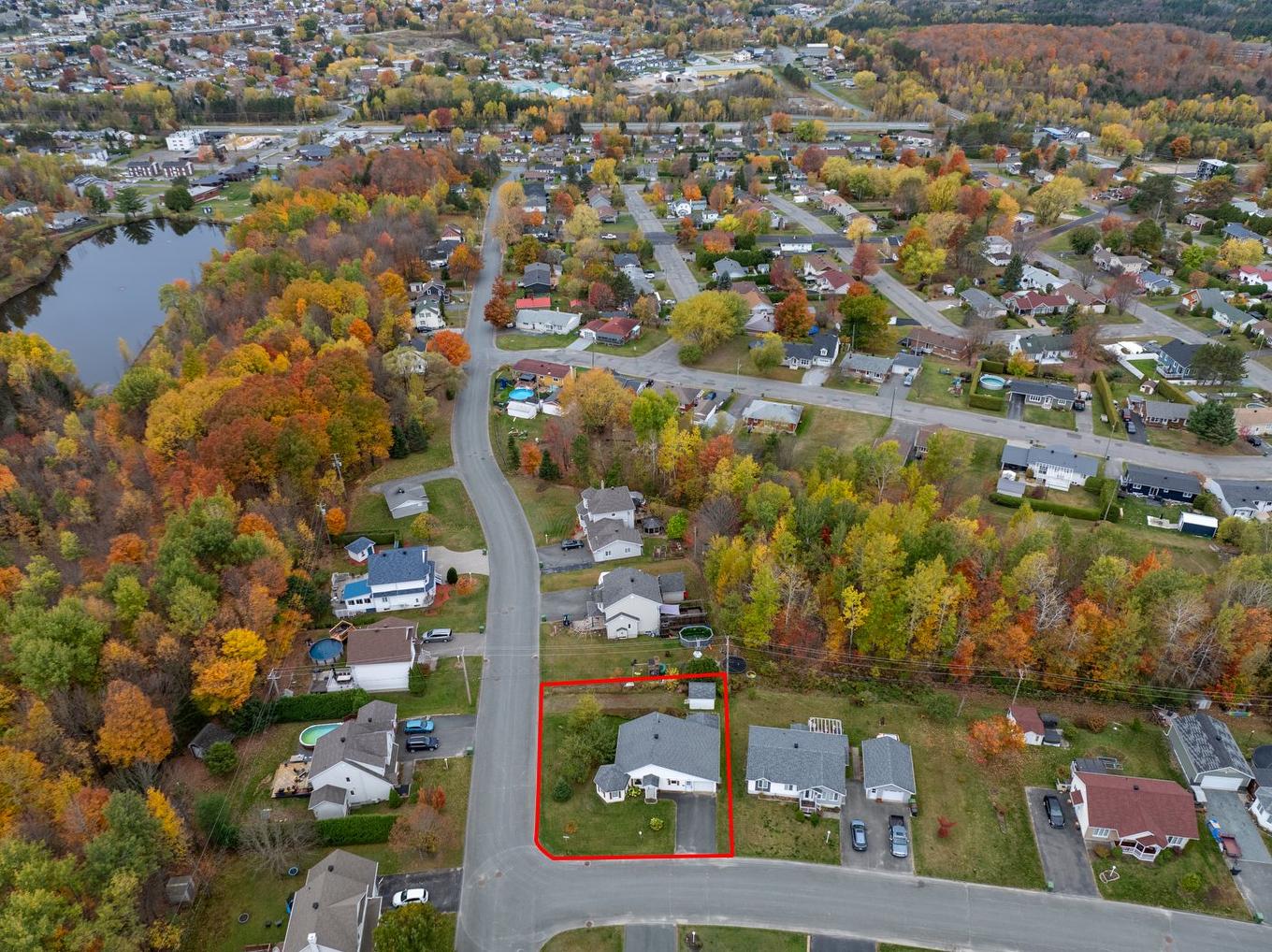 Photo aérienne - 1 Rue Gilbert, Val-Des-Sources, QC - Outdoor With View