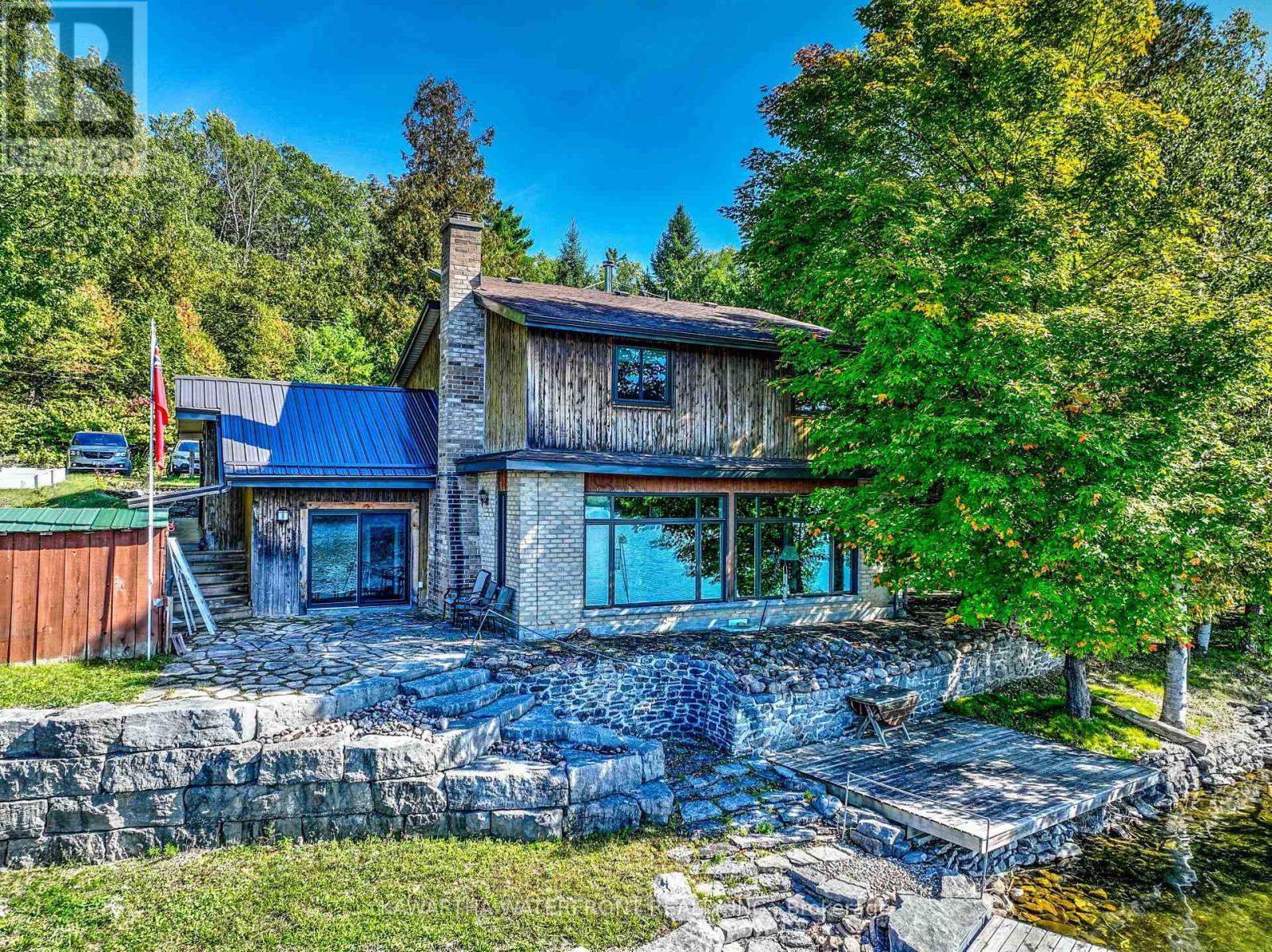 Waterside Patio and Deck - 31 Shadow Lake 40 Road, Kawartha Lakes (Somerville), ON - Outdoor