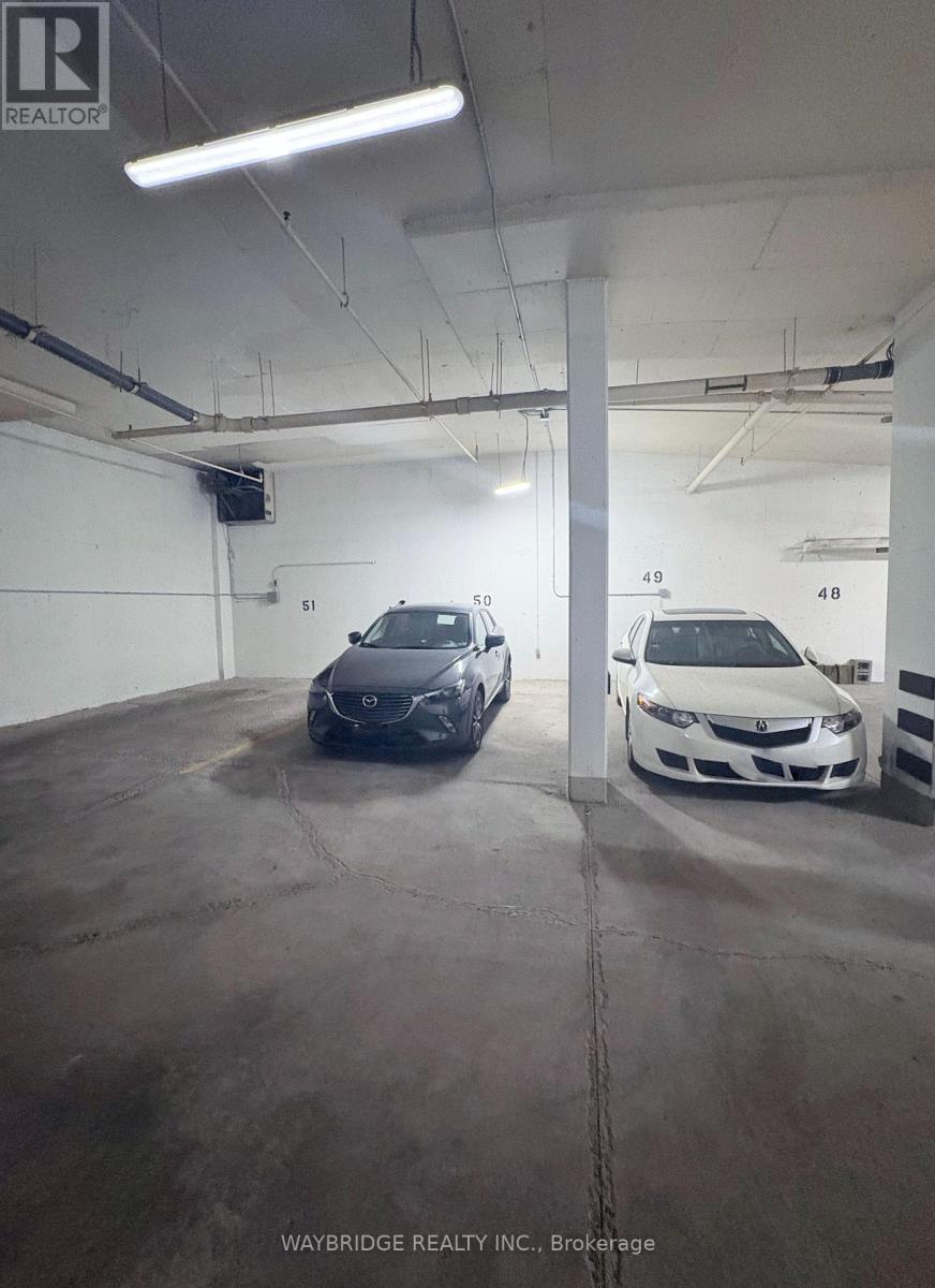 216 - 35 Murray Street, Ottawa, ON - Indoor Photo Showing Garage