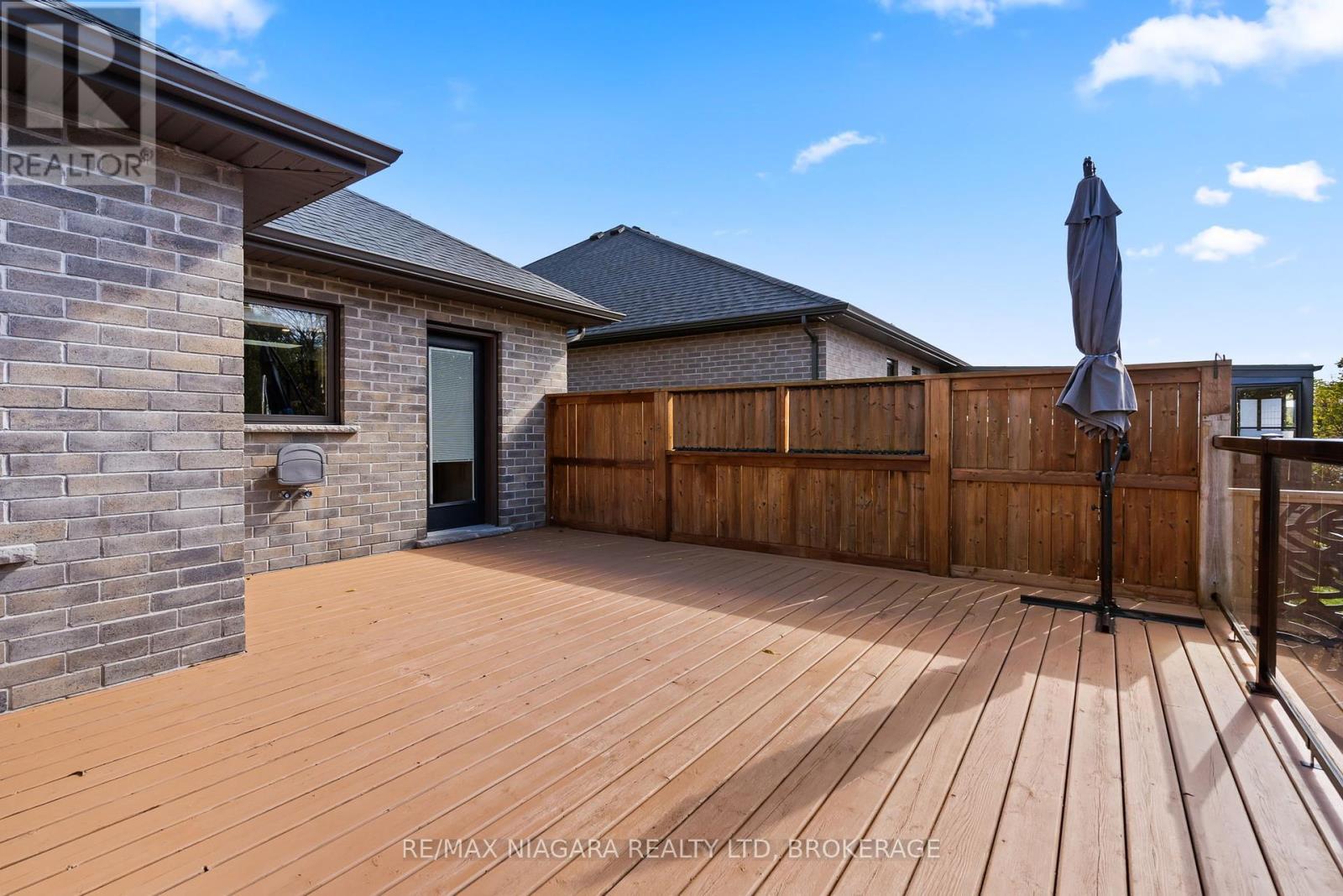 30 Renfield Street, Port Colborne (Sugarloaf), ON - Outdoor With Deck Patio Veranda With Exterior