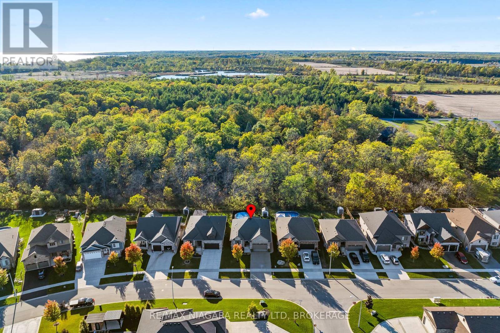30 Renfield Street, Port Colborne (Sugarloaf), ON - Outdoor With View