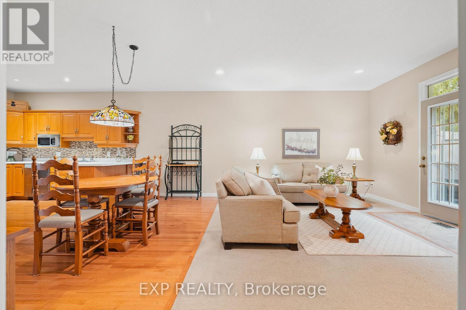 2 - 460 Waterloo Street, Wilmot, ON - Indoor