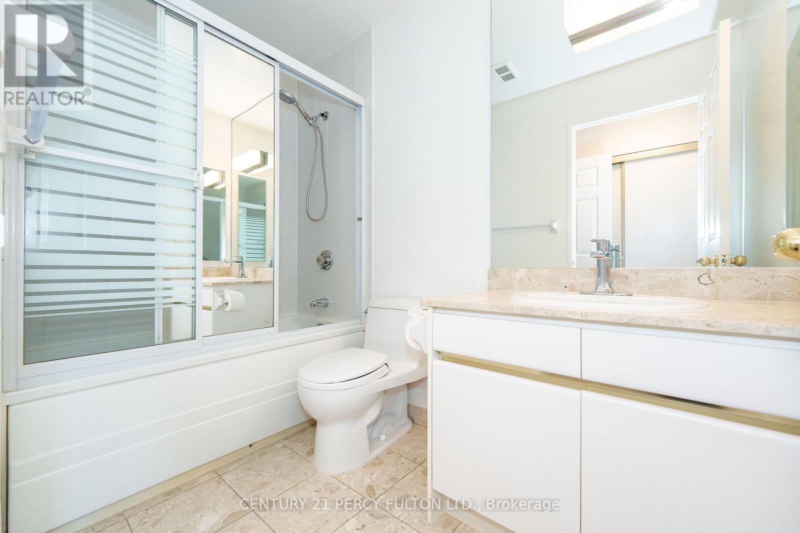1416 - 20 Guildwood Parkway, Toronto, ON - Indoor Photo Showing Bathroom