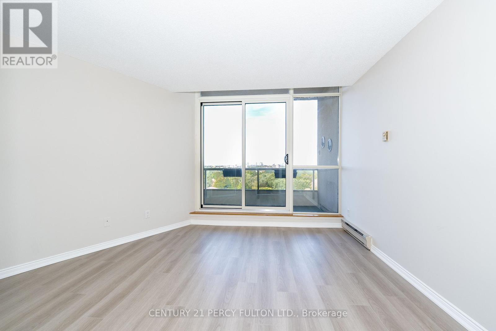 1416 - 20 Guildwood Parkway, Toronto, ON - Indoor Photo Showing Other Room