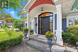 Perfect Blend of Character, Comfort & Curb Appeal! -